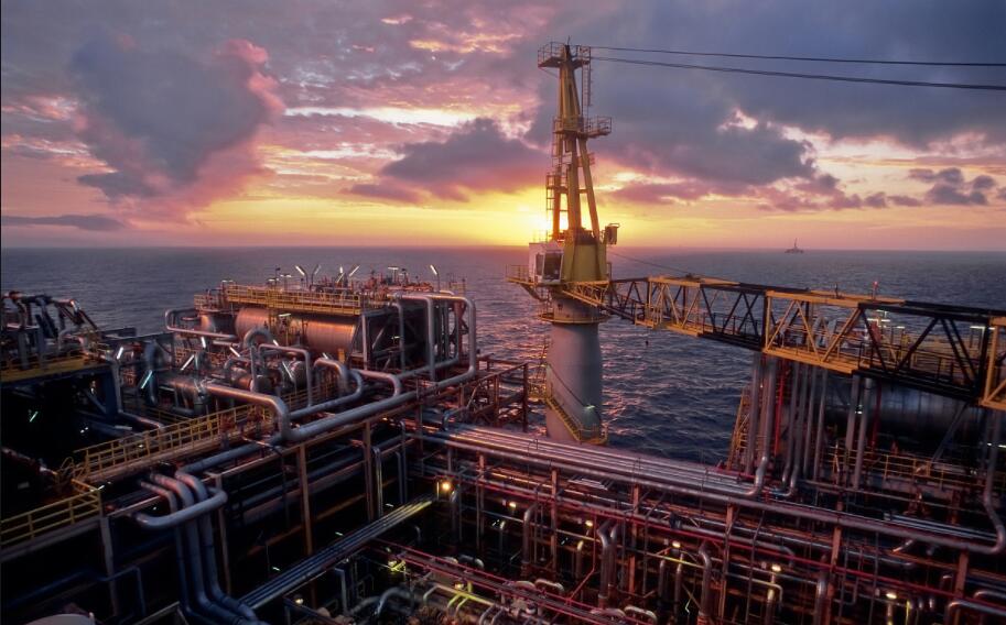 创业板指大涨1.75% 黄金石油板块领跌